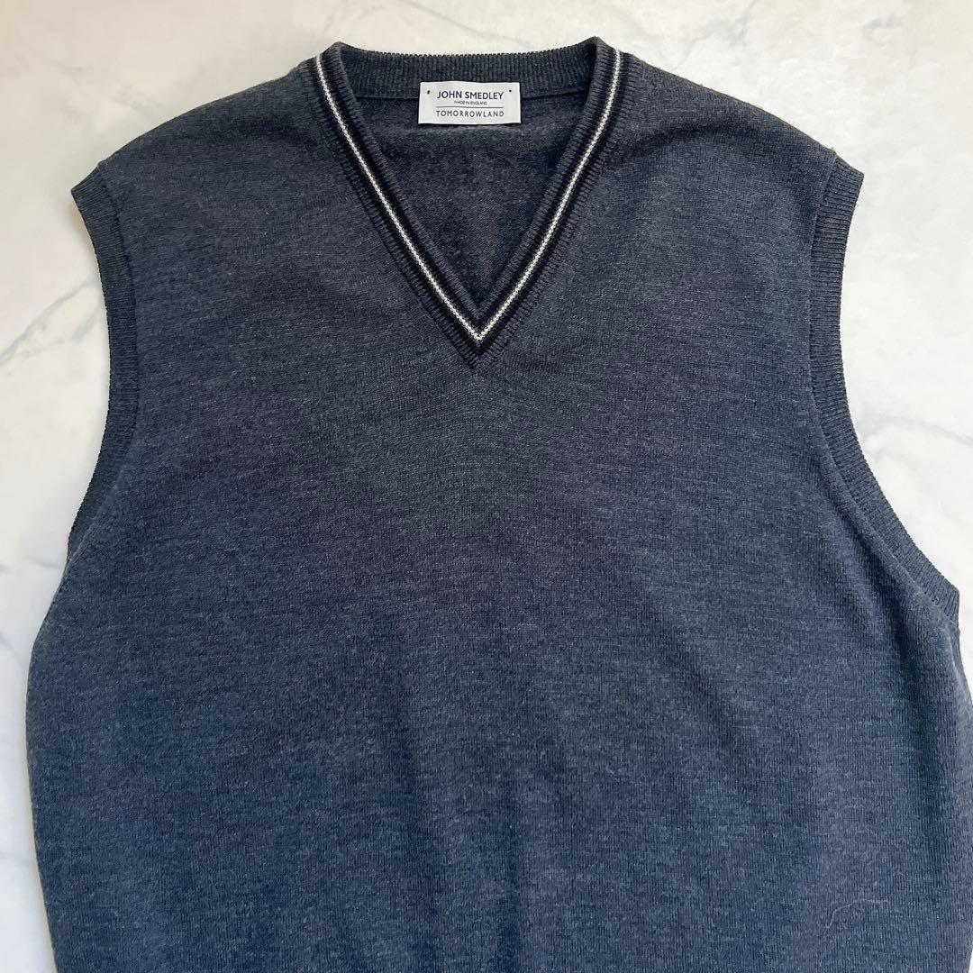 JOHN SMEDLEY ジョンスメドレー ニットベスト グレー Ｖネック L