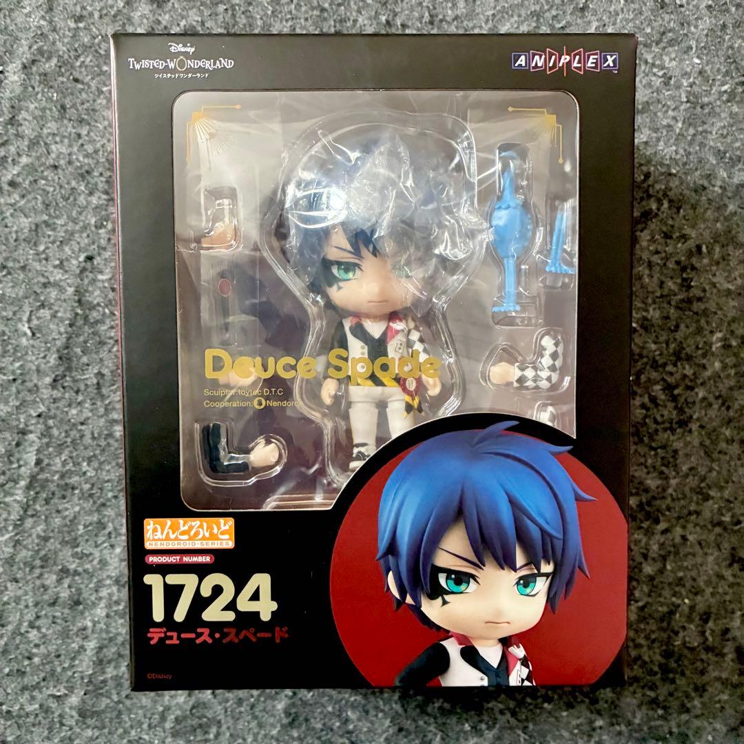 ツイステ デュース スペード ねんどろいど 特典付き フィギュア 缶バッジ