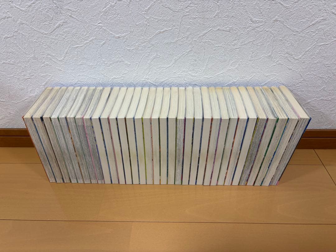 ジョジョの奇妙な冒険 全32巻セット（第一部〜第三部完結（28巻）、プラス4巻）