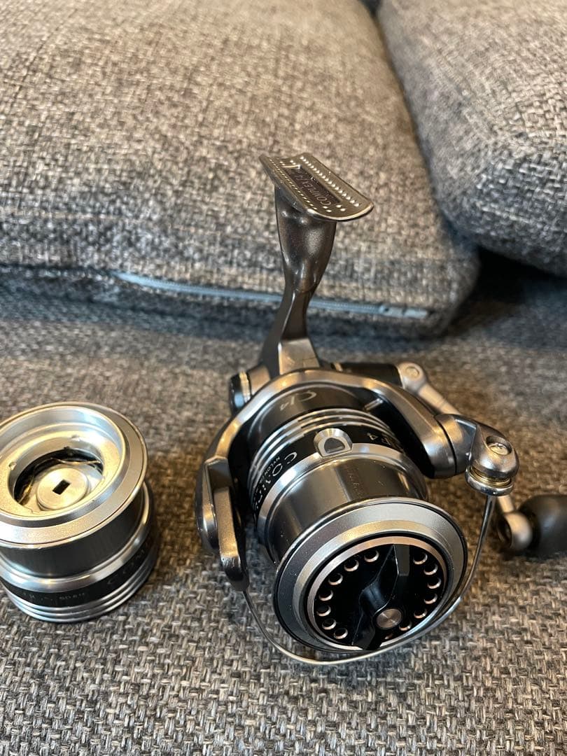 09 コンプレックス 2500HGS F4 替スプール付