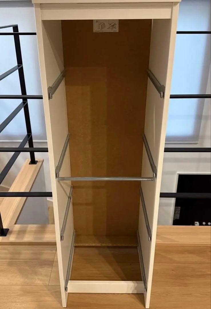 IKEA BRIMNES ホワイト木製チェスト 4段 ガラス窓付き