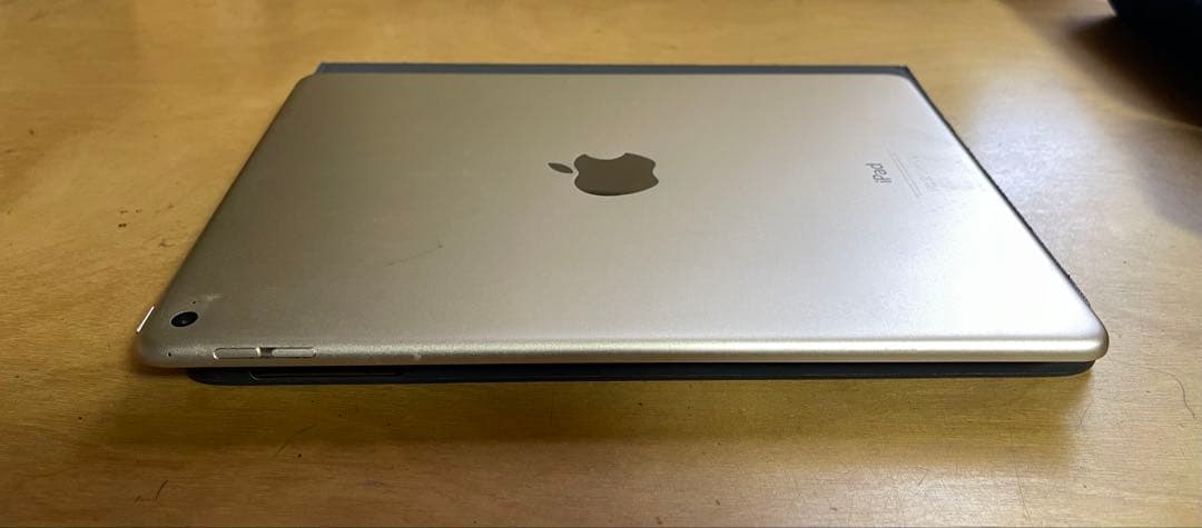 Apple iPad Air2 64GB Wi-Fiモデル