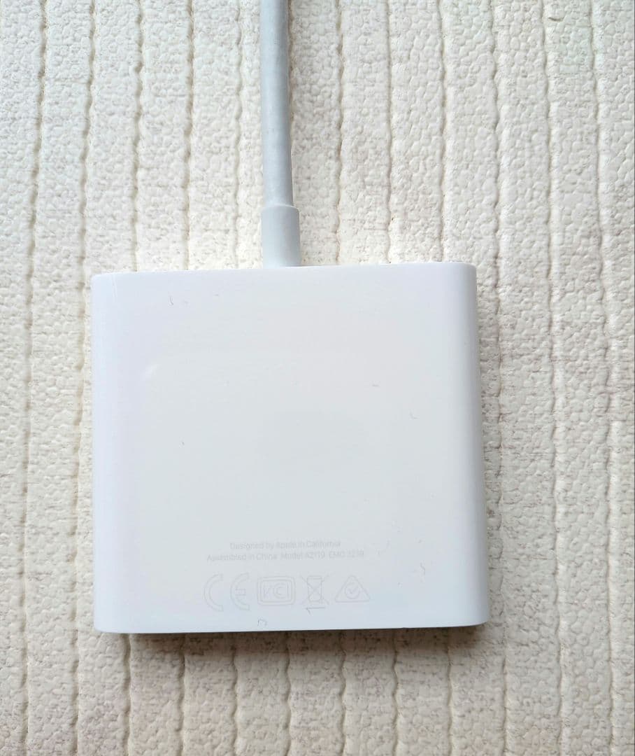 アップル純正品　USB-C Digital AV Multiport
