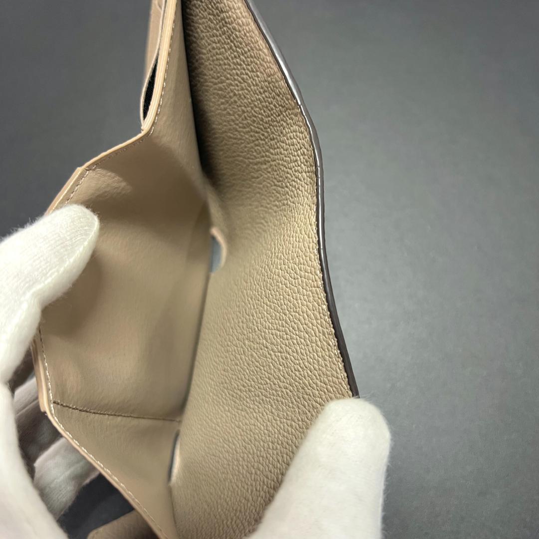 正規品＆超人気品‼️ ルイヴィトン バイカラー ヴィクトリーヌ 三つ折り財布