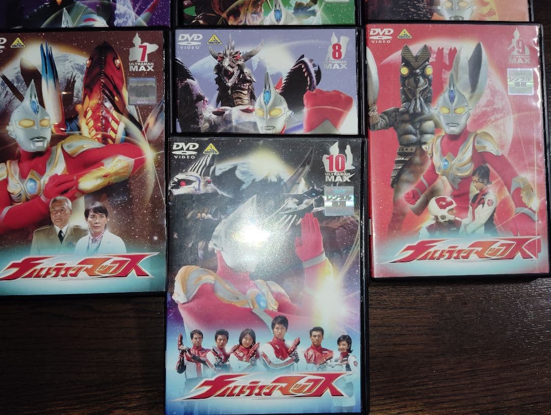 「ウルトラマンマックス全10巻」 鈴木健二 / 青山草太 / 金子修介 レンタル