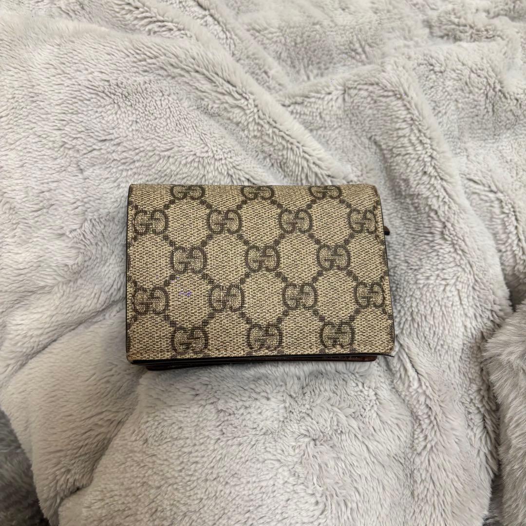 GUCCI ハート型 二つ折り財布
