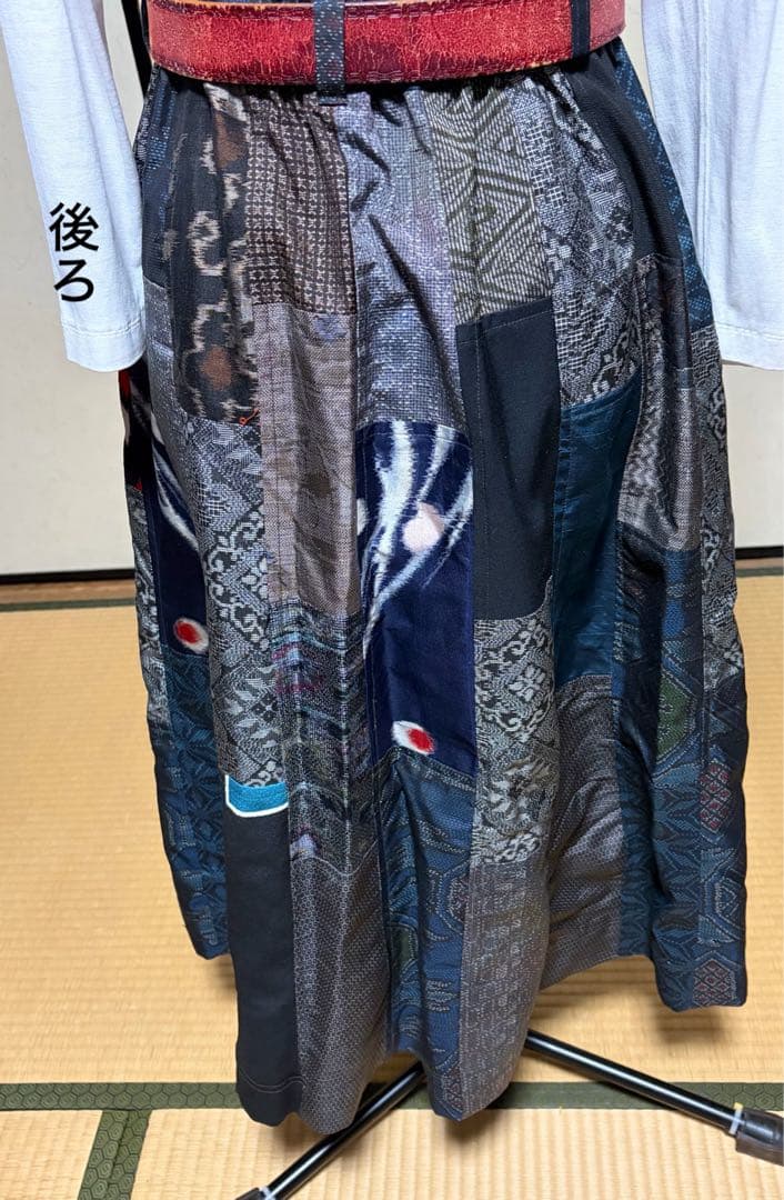 ハ　絹銘仙着物や泥大島紬等からパッチワークギャザースカート
