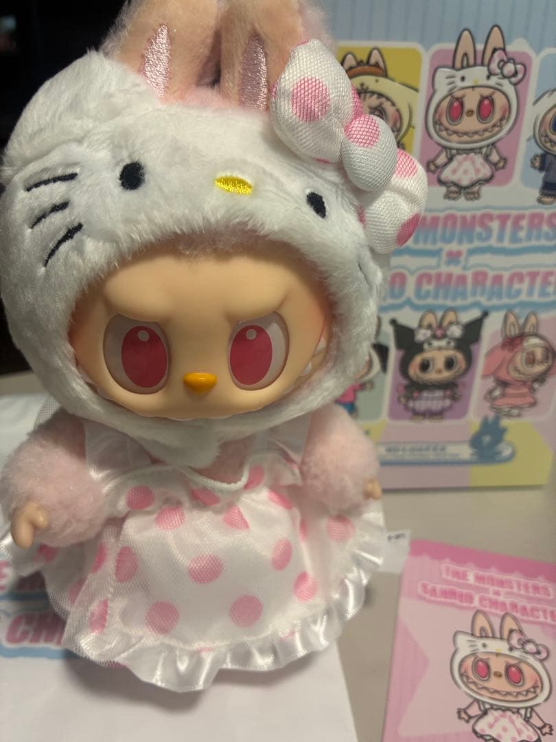 POP MART ラブブ THE MONSTERS × サンリオ ハローキティ