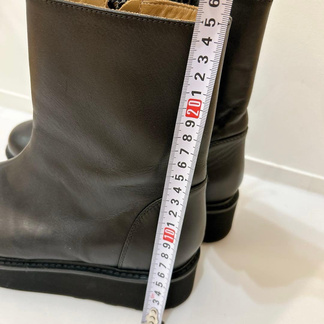 冬物セール❗️美品CAMINANDOブラックレザー厚底ブーツ サイドジップ26cm