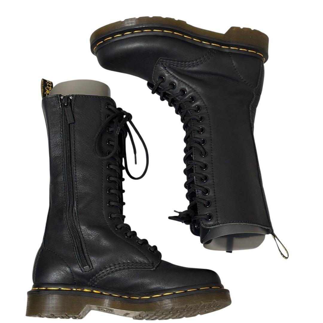 【美品】Dr.Martensドクターマーチン　1B99 14ホール　レースアップ