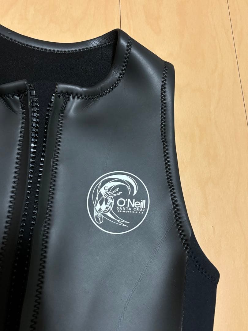 O'Neil ノースリーブウェットスーツベスト Mサイズ　ブラック