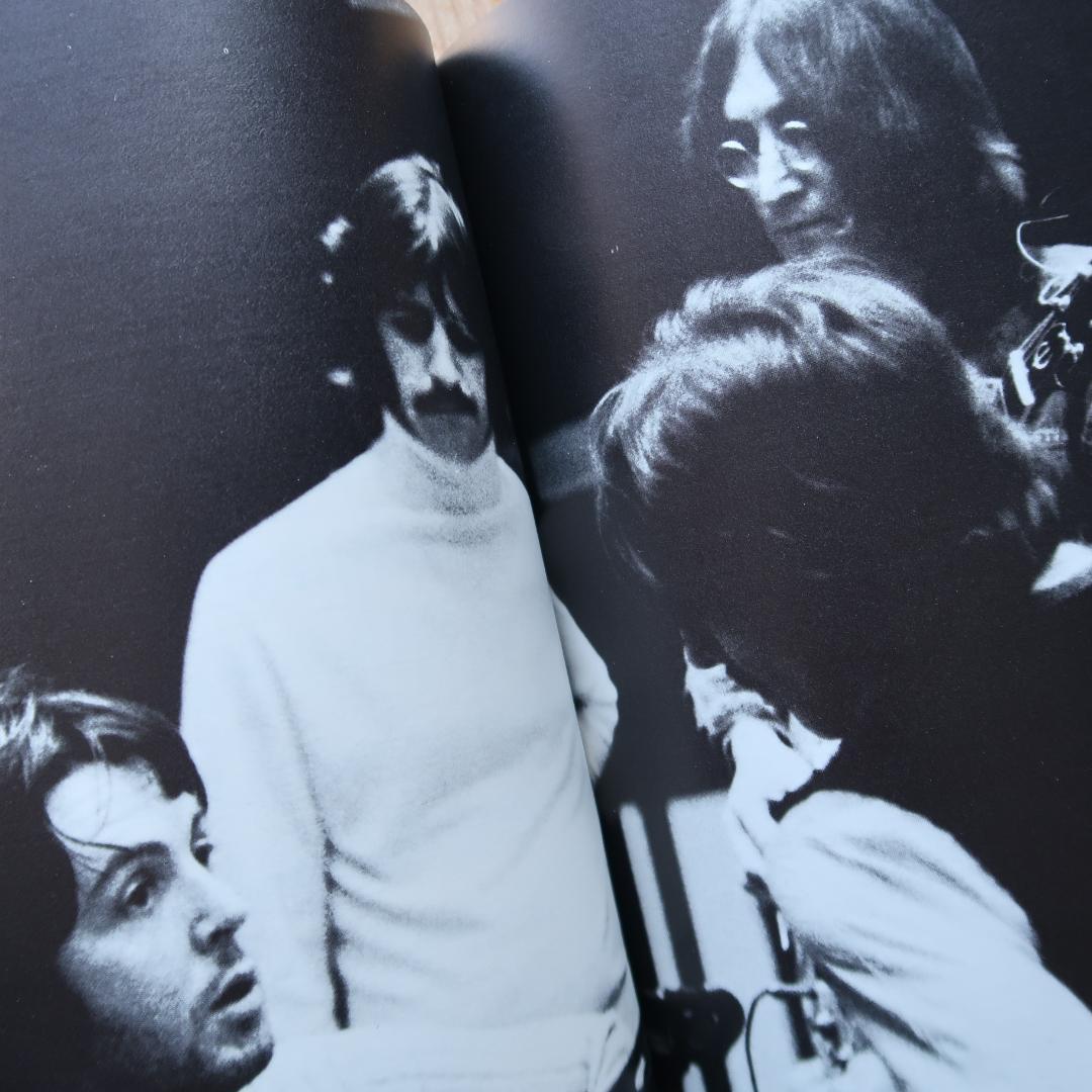 2月限定セール！ 洋書　LOVE SONGS　THE BEATLES　ビートルズ