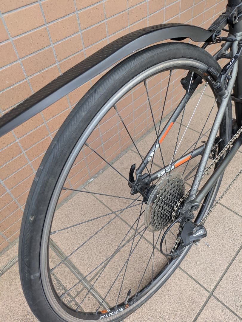 【近隣配送無料！】 TREK FX7.5 トレック クロスバイク 自転車 ロード