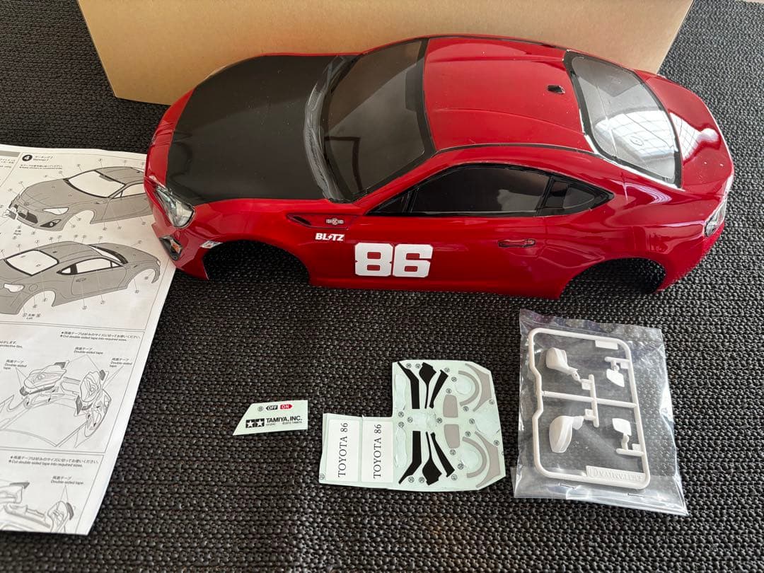 タミヤ　トヨタ86ボディ（塗装済・未使用品）