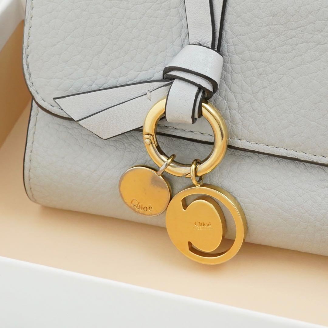 ✨極上美品・箱付き✨　Chloe クロエ　三つ折り　アルファベット　Cチャーム