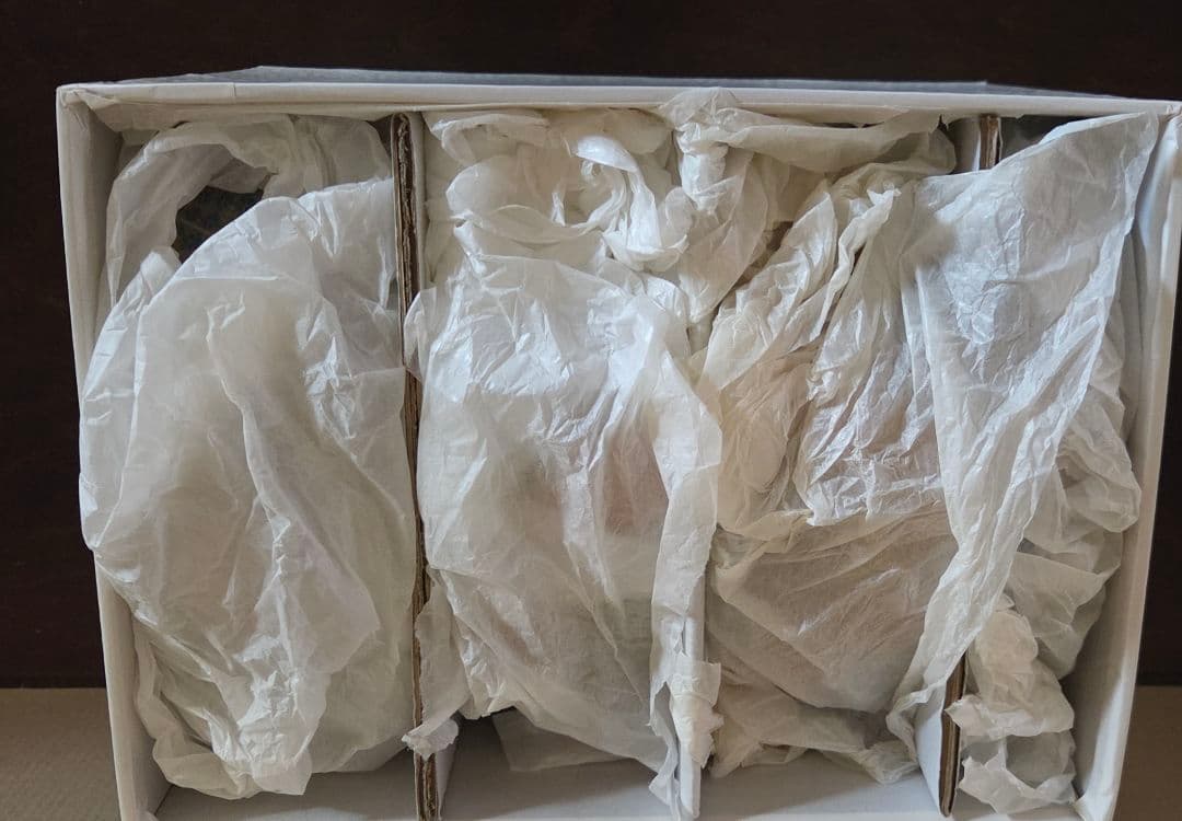 美濃焼 庫山窯 三段重 金襴手 色絵 金彩 前畑陶器