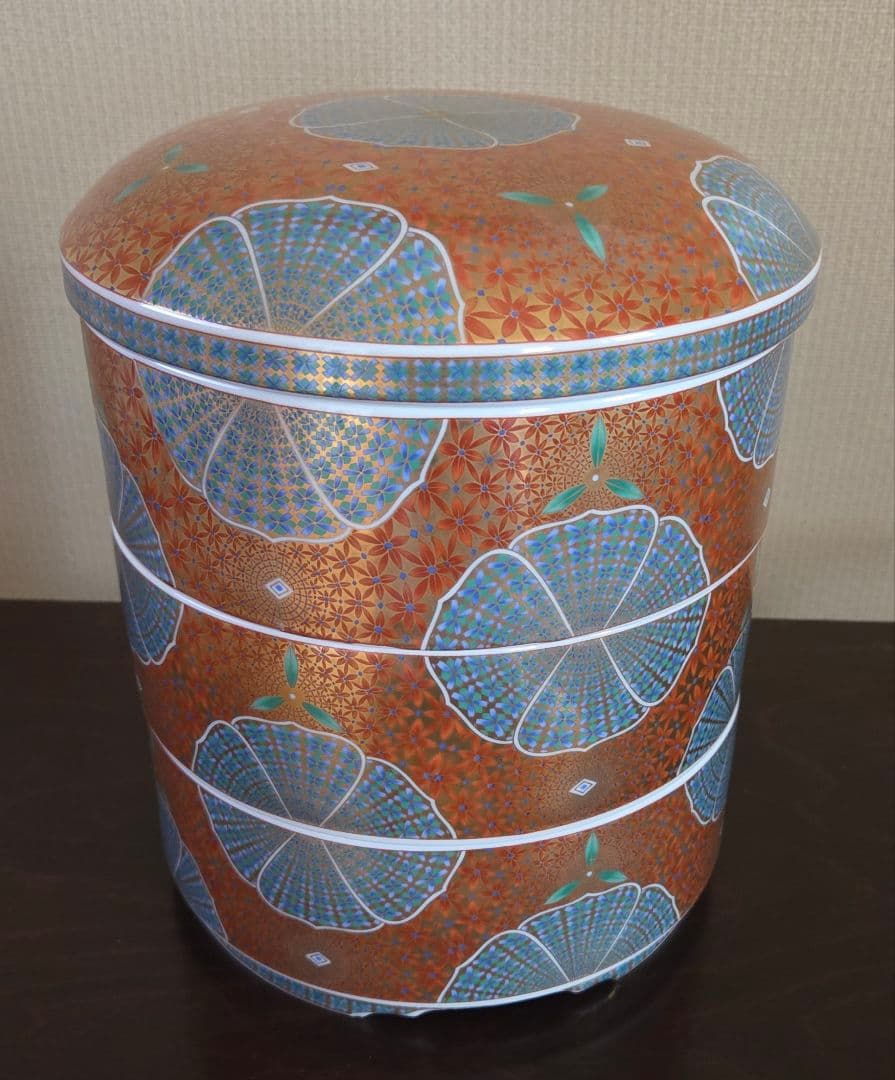美濃焼 庫山窯 三段重 金襴手 色絵 金彩 前畑陶器