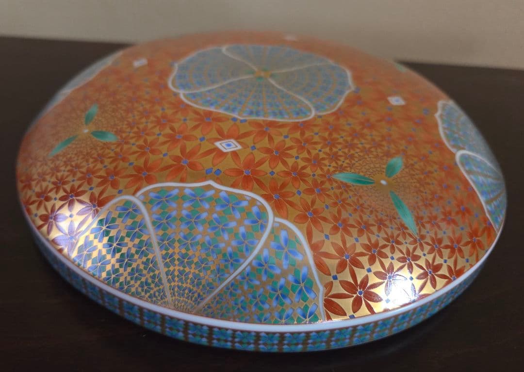 美濃焼 庫山窯 三段重 金襴手 色絵 金彩 前畑陶器