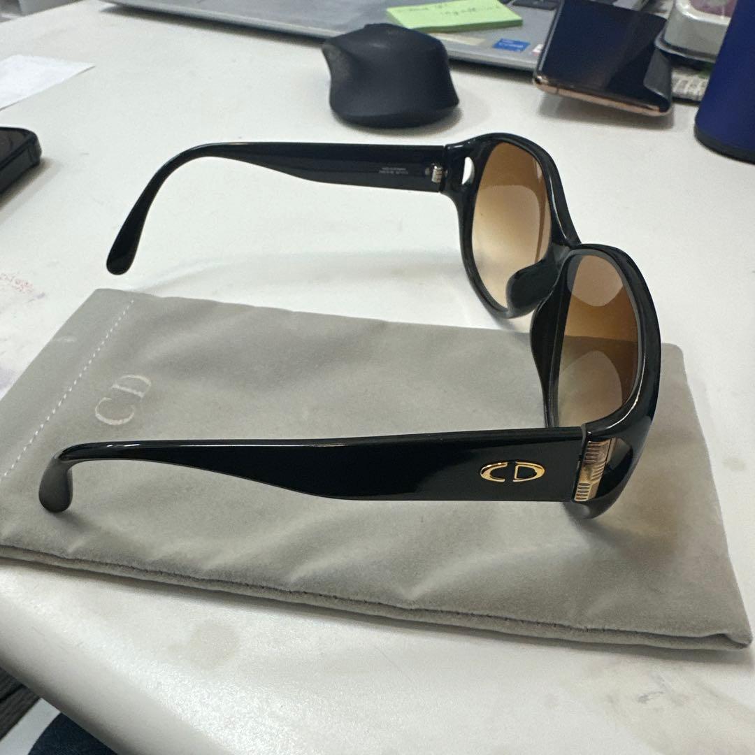 Christian Dior オーバーサイズサングラス