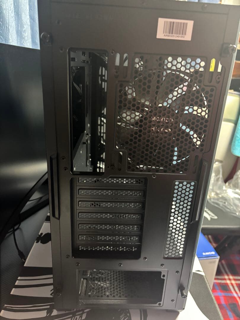 【未使用】Montech AIR 903 MAX Black E-ATX