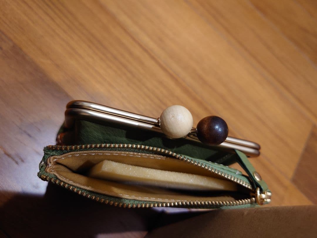 Zucchero オリーブグリーン がま口財布