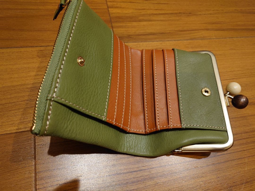 Zucchero オリーブグリーン がま口財布
