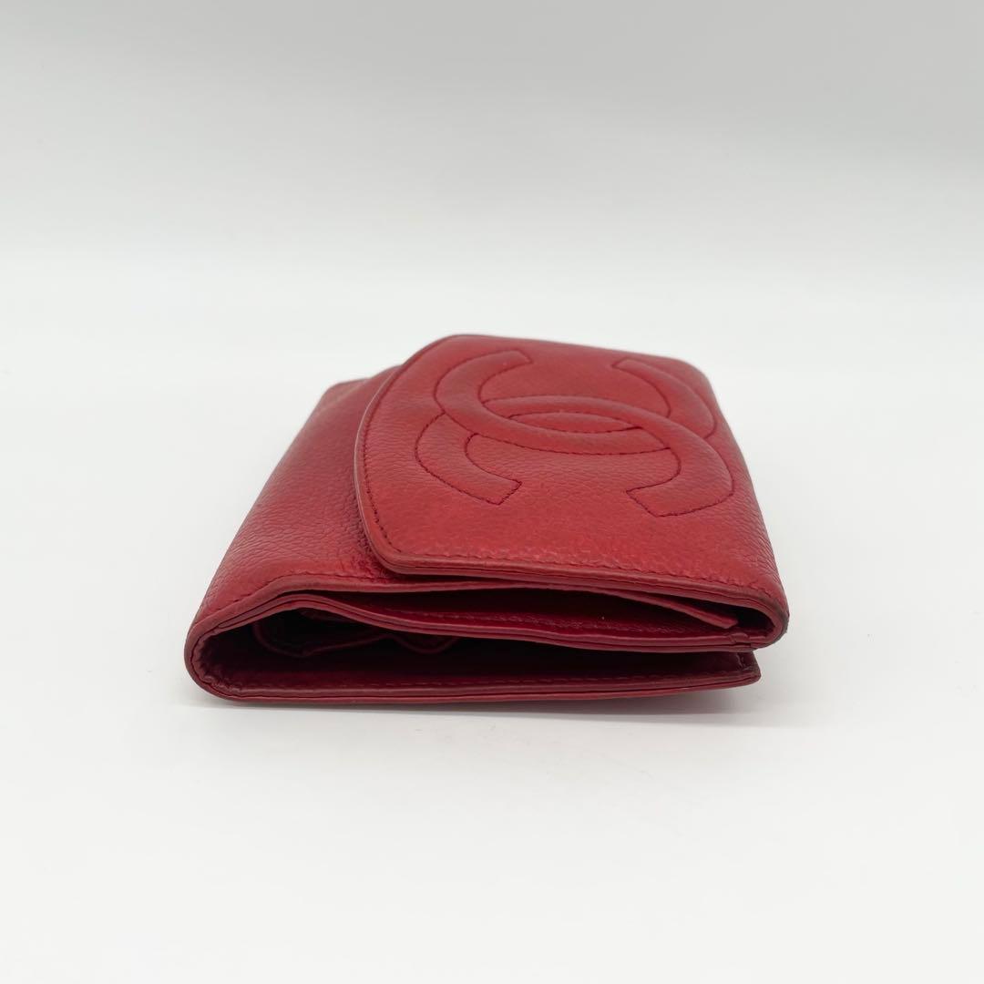 CHANEL 二つ折り財布 ココマーク　レザー　ボタン開閉　レッド