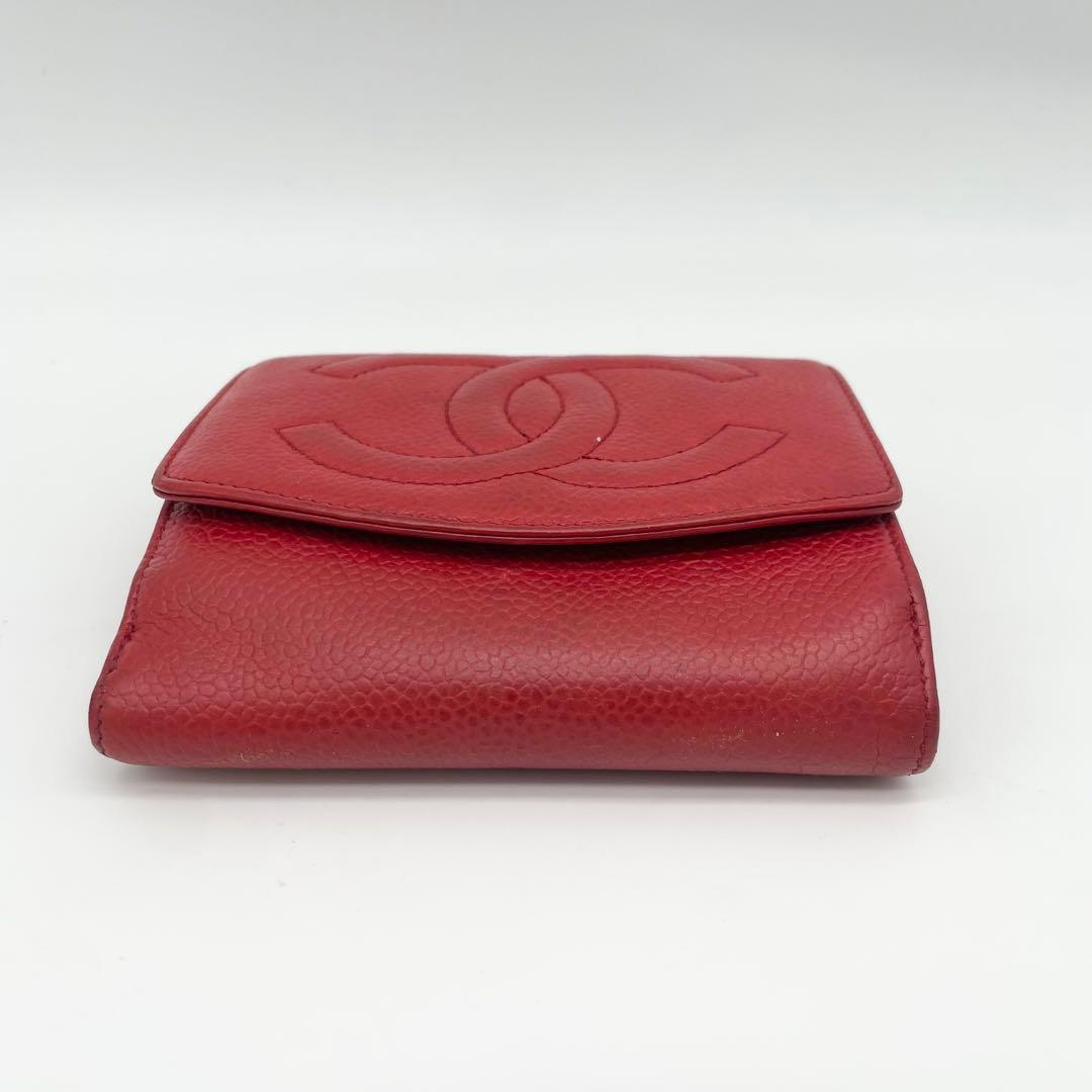 CHANEL 二つ折り財布 ココマーク　レザー　ボタン開閉　レッド