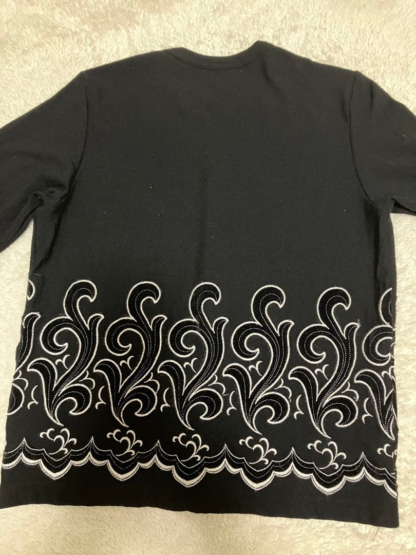 COMME des GARÇONS 刺繍入りカーディガン