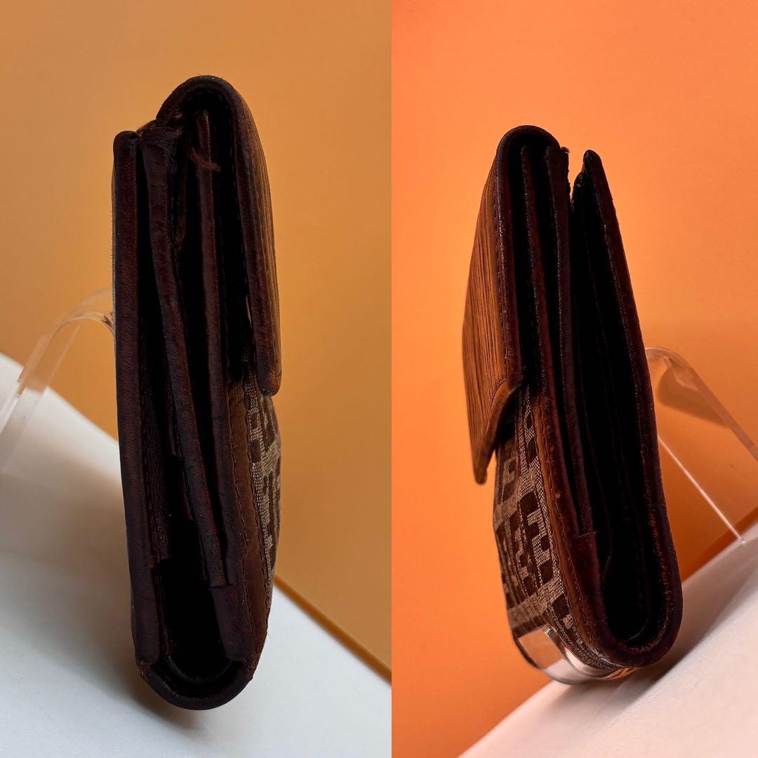 FENDI フェンディ 財布 二つ折り FF柄 ズッカ柄 コンパクトウォレット