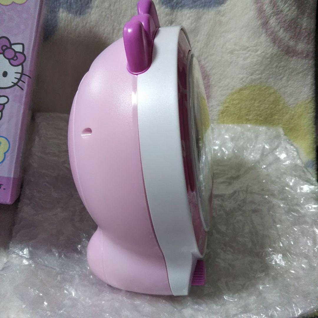 新品未開封★サンリオ ハローキティ★目覚まし時計★乾電池＆取り扱い説明書付き