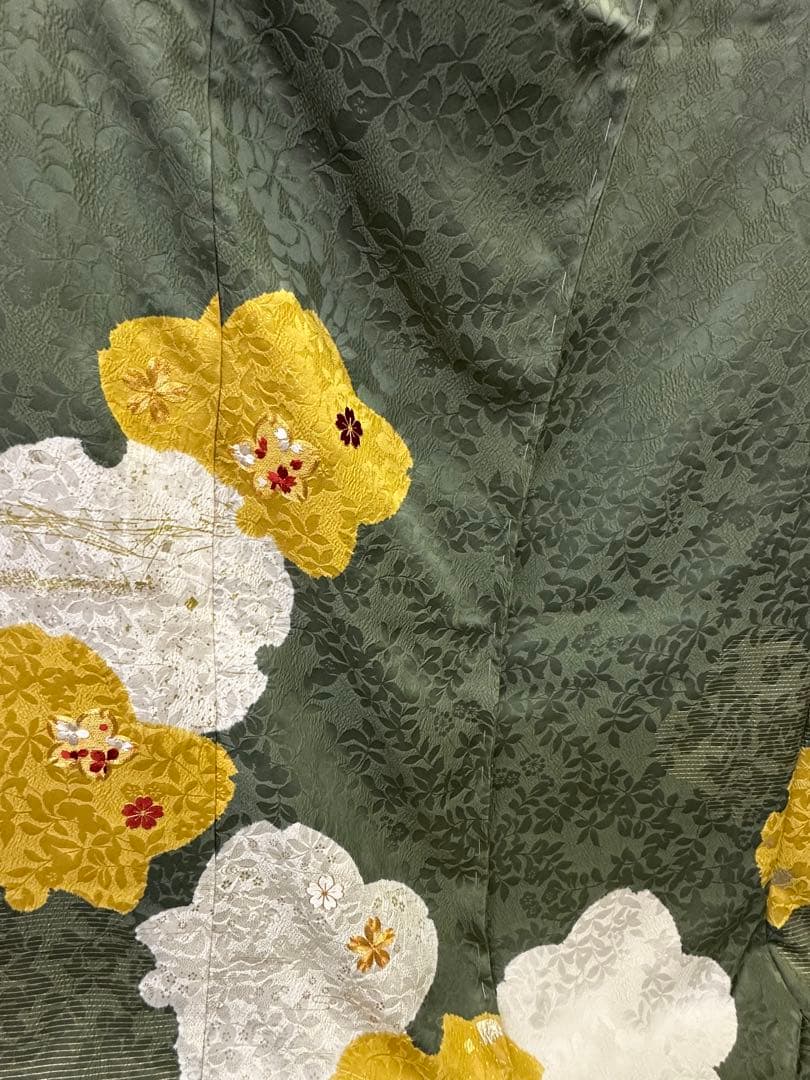 お*様 正絹 振袖 絞り 刺繍 金駒 大花 紋意匠 未仕立て品 仮絵羽