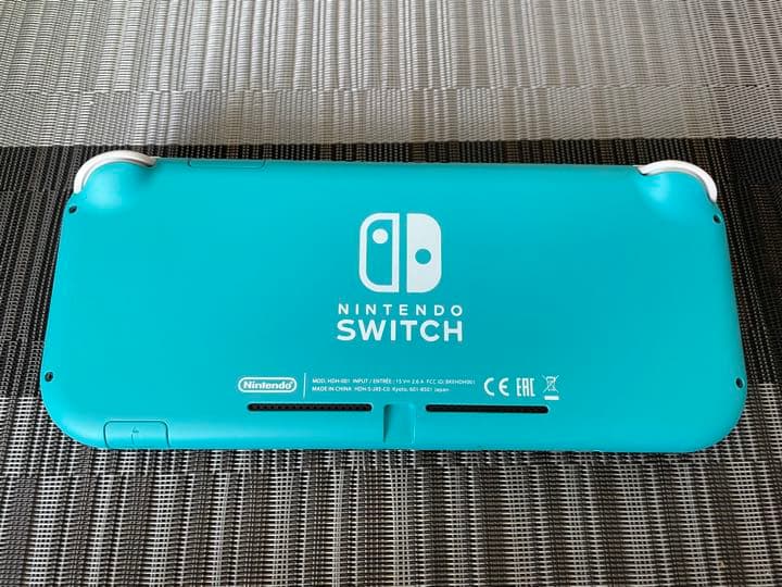 Nintendo Switch LITE ターコイズ　ポケットモンスターソード