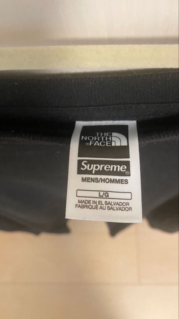 【期間限定値下げ】THE NORTH FACE × Supreme Tシャツ L