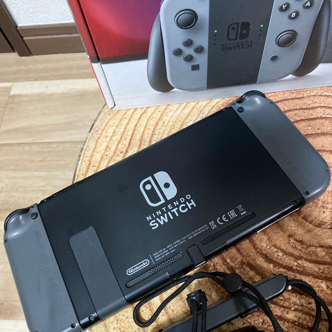 Nintendo Switch ニンテンドースイッチ本体　グレー ①