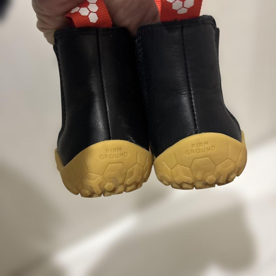 【未使用に近い25サイズ】ビヴォベアフットキッズチェルシーブーツスニーカーセット