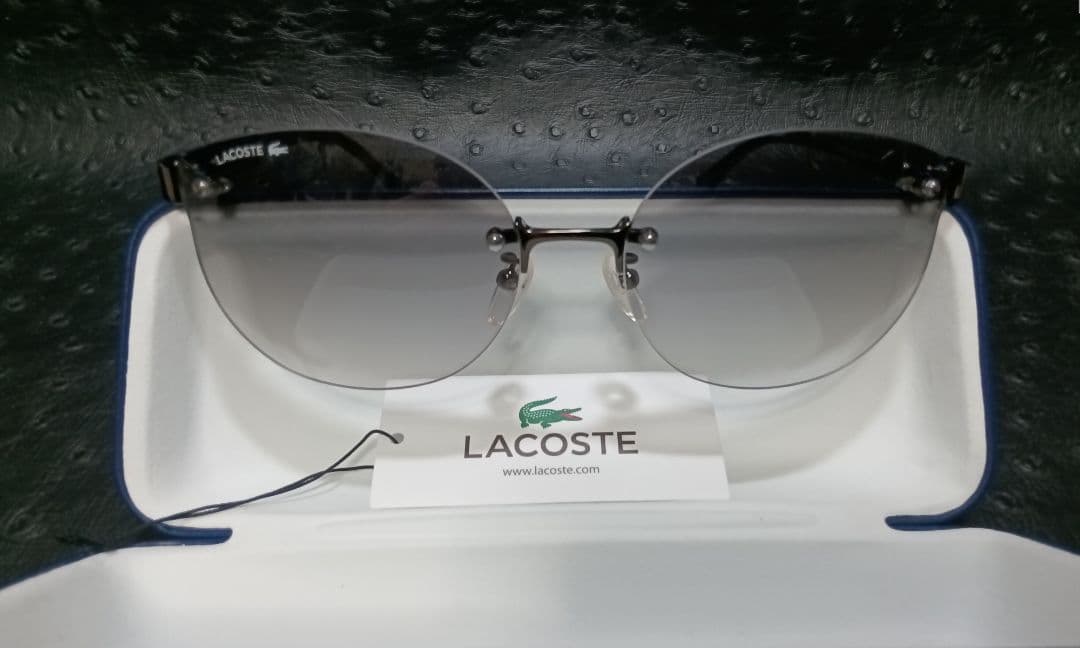 軽量 ラコステ サングラス新品 軽量 箱裏にスレあり 男女兼用 特典付き