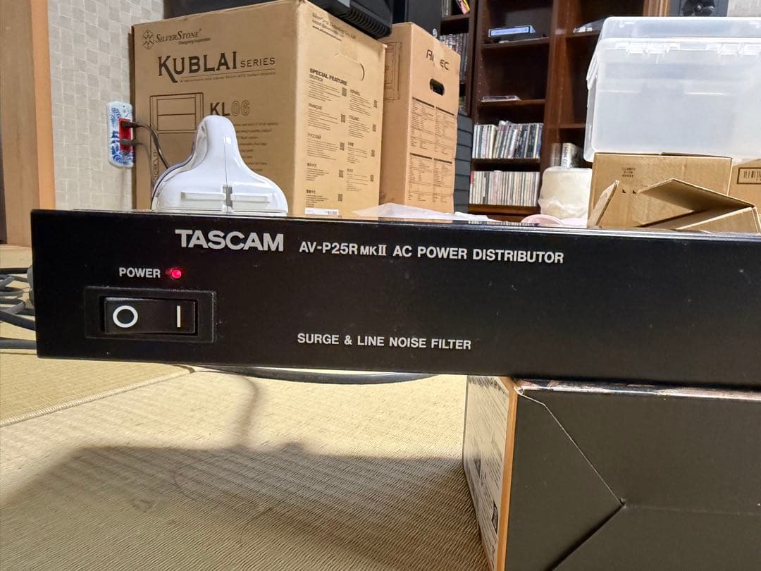 TASCAM AV-P25R MKII AC電源分配器