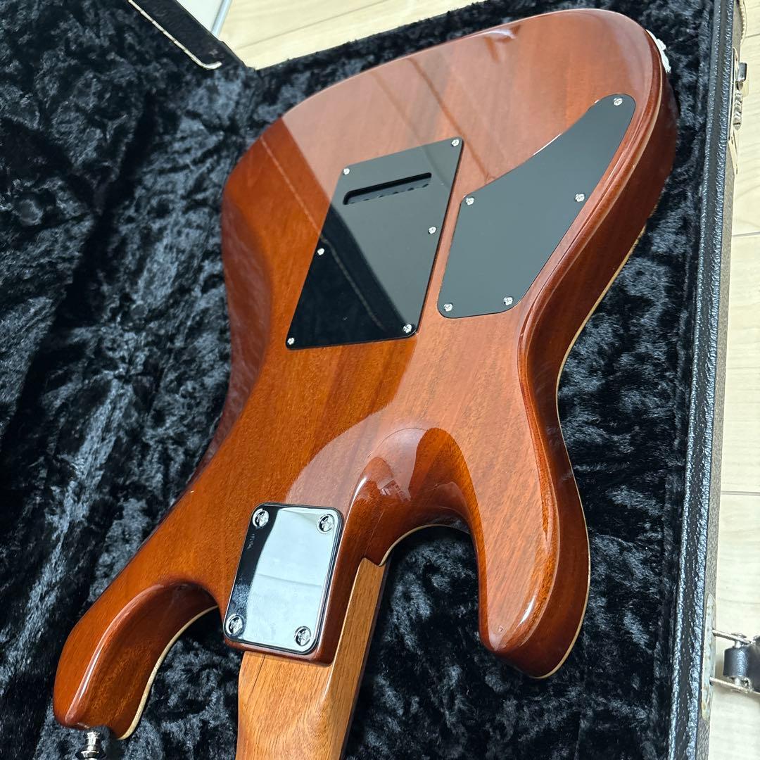 suhr standard マッチングヘッド　キルトトップ