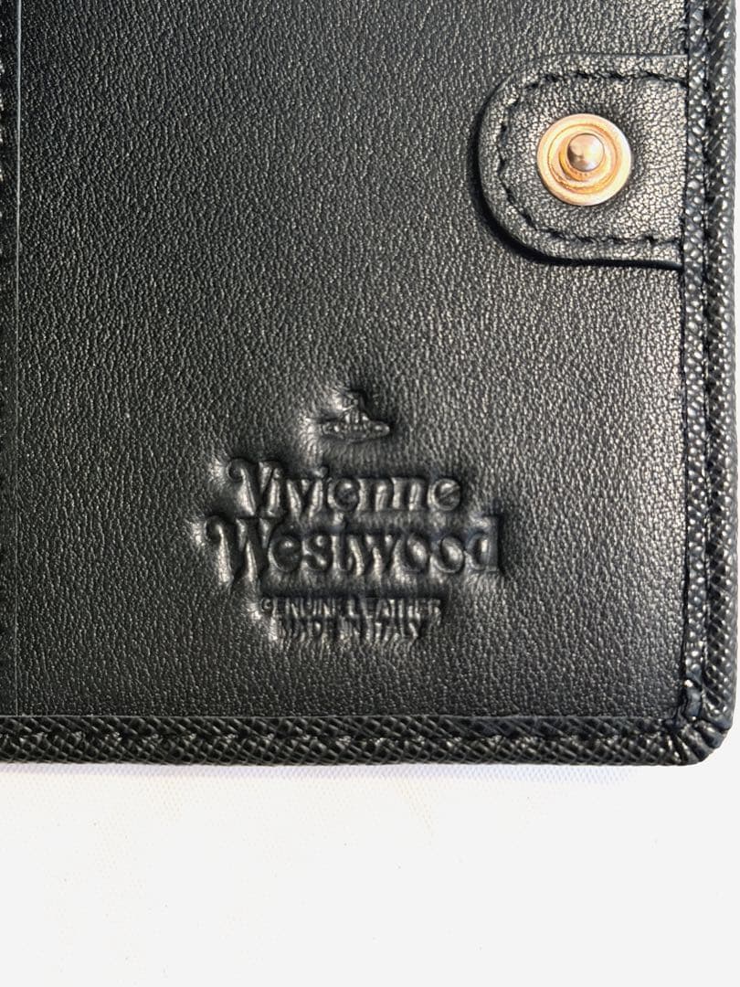 【新品未使用】Vivienne Westwood 二つ折り財布 ブラック 大人気