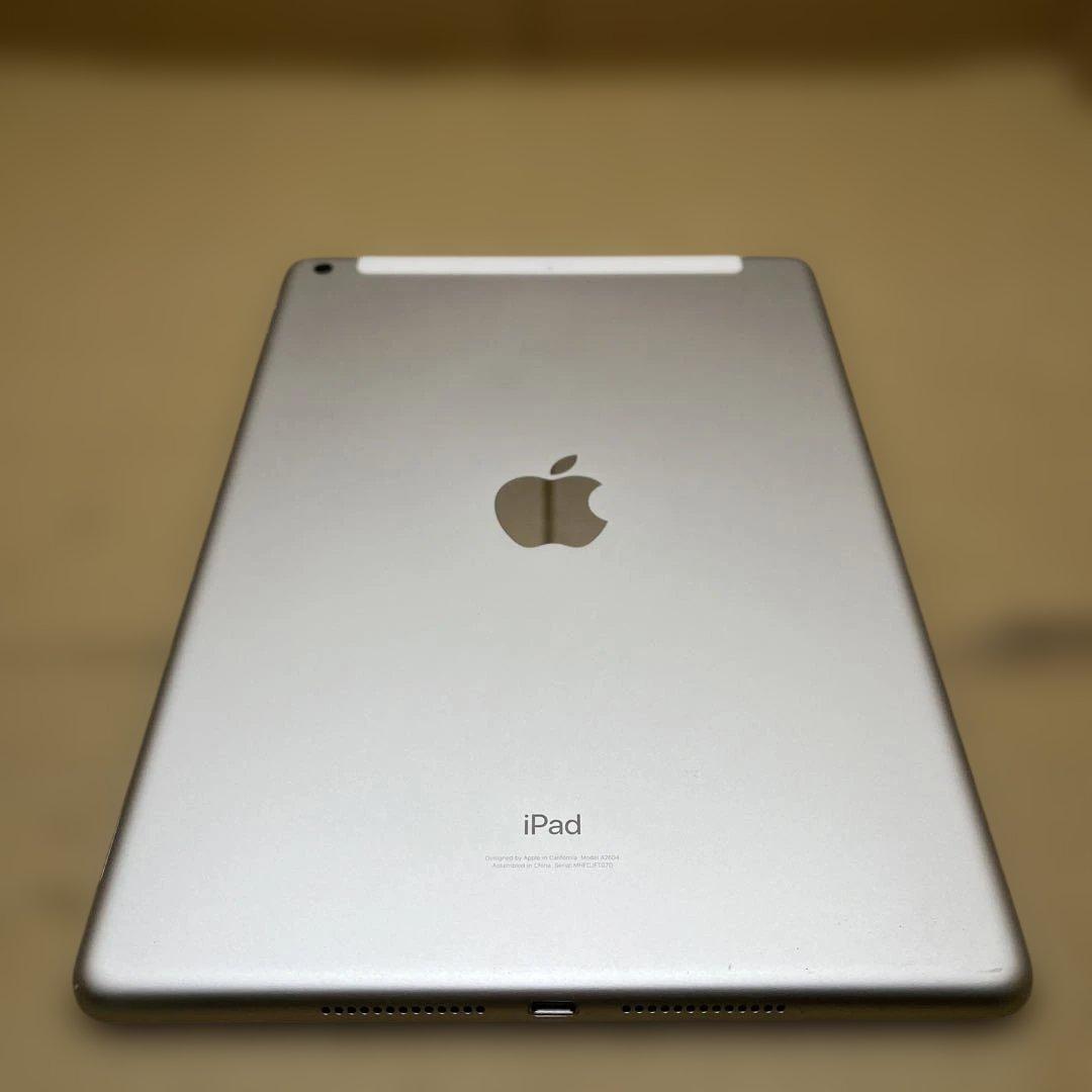 iPad (第９世代) Wi-Fi + Cellular 64GB シルバー