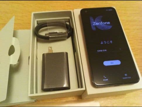 Zenfone 10 国内版 SIMフリー レッド ZF10-RD8S256