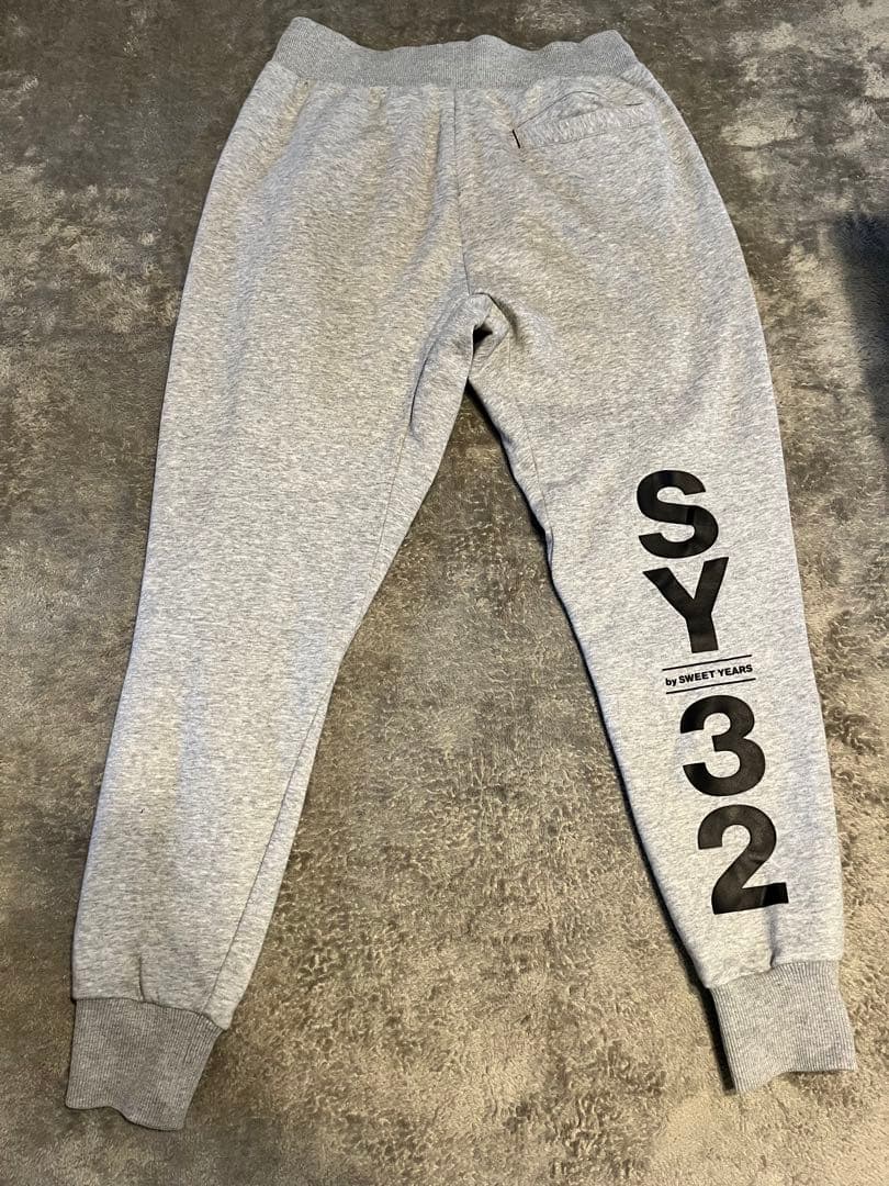 SY32 グレー ジョガーパンツ