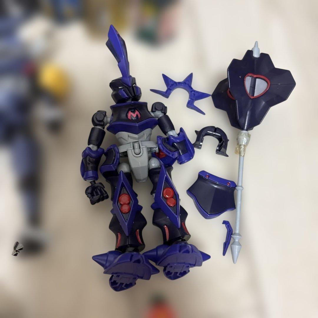 ダンボール戦機プラモデルまとめて！持ち運びケース付き　送料込み