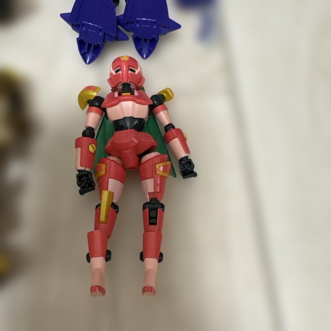 ダンボール戦機プラモデルまとめて！持ち運びケース付き　送料込み