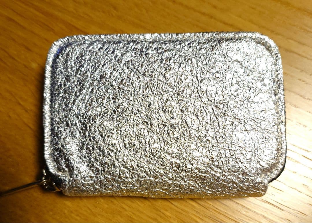 ナダヤ　コンパクト三つ折財布　シルバー