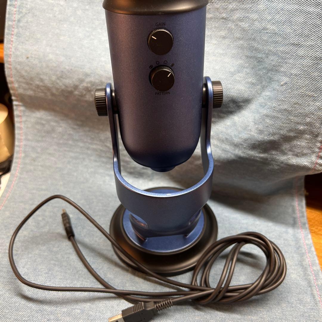 Blue Yeti USB コンデンサーマイク