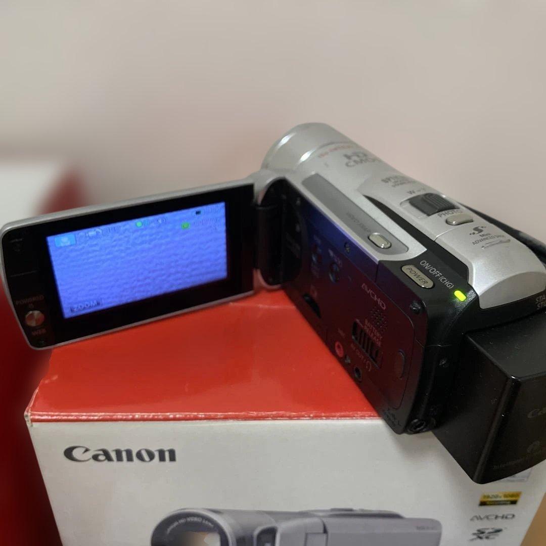Canon iVIS HF M32 ビデオカメラ 本体とウォータープルーフケース