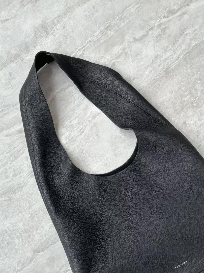 THE ROW ザ・ロウ Bindle Three ブラック レザーバッグ ショ
