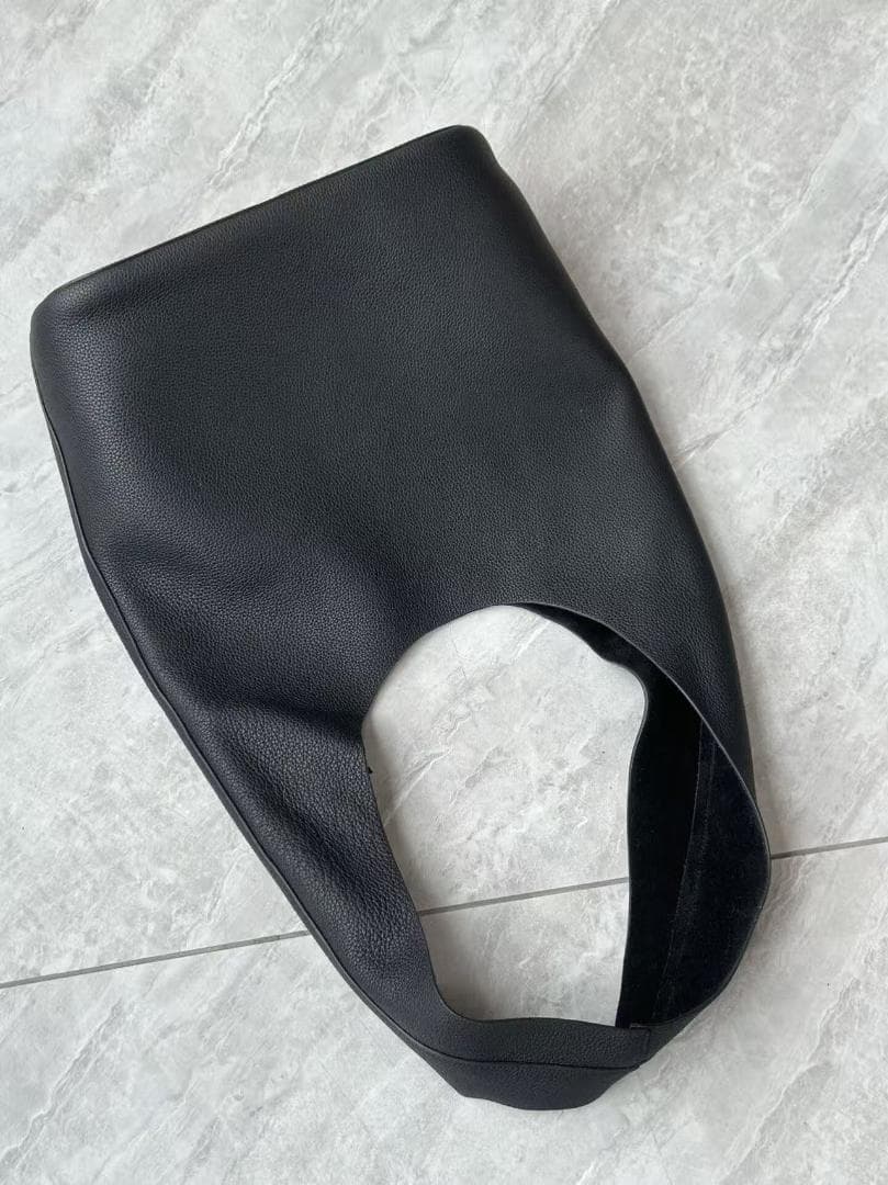 THE ROW ザ・ロウ Bindle Three ブラック レザーバッグ ショ